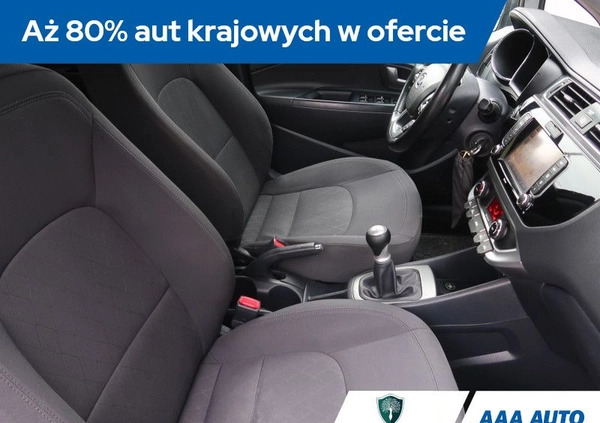 Kia Rio cena 33500 przebieg: 94283, rok produkcji 2016 z Suchedniów małe 191